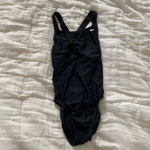 💛NIKE💛 NWT Women’s Size 6 Nike NX Black Swim Suit Sporty